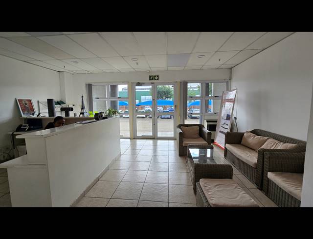 2,170M² WAREHOUSE TO LET IN SPARTAN